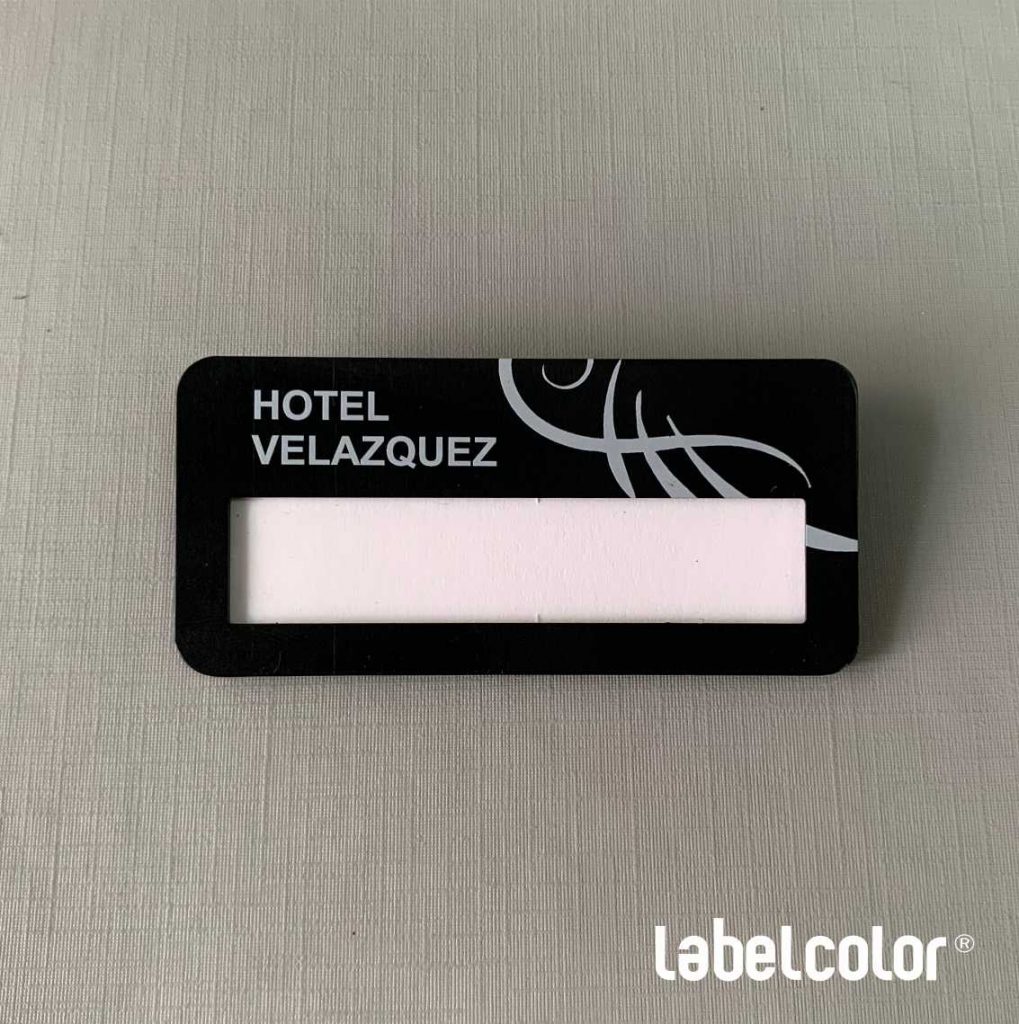 Gafete personalizable negro